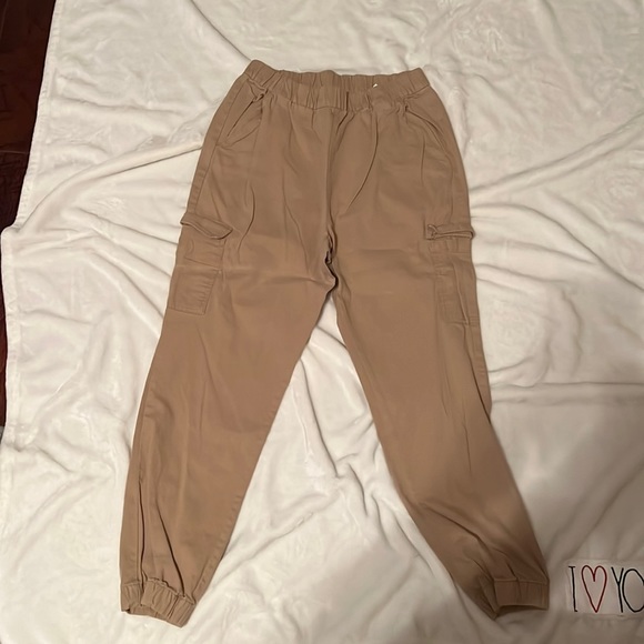 H&M Jeans Divided H M Khaki Cargo Pants Poshmark